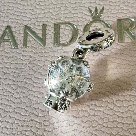 Pandora Snowflake Snow Globe Dangle Charm - Picture 5 of 9